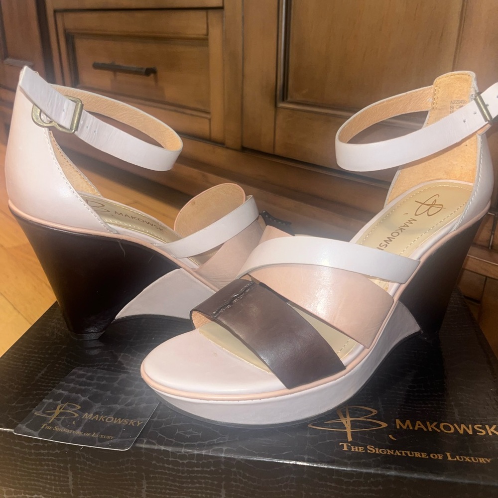 B Makowsky Women’s Heels!